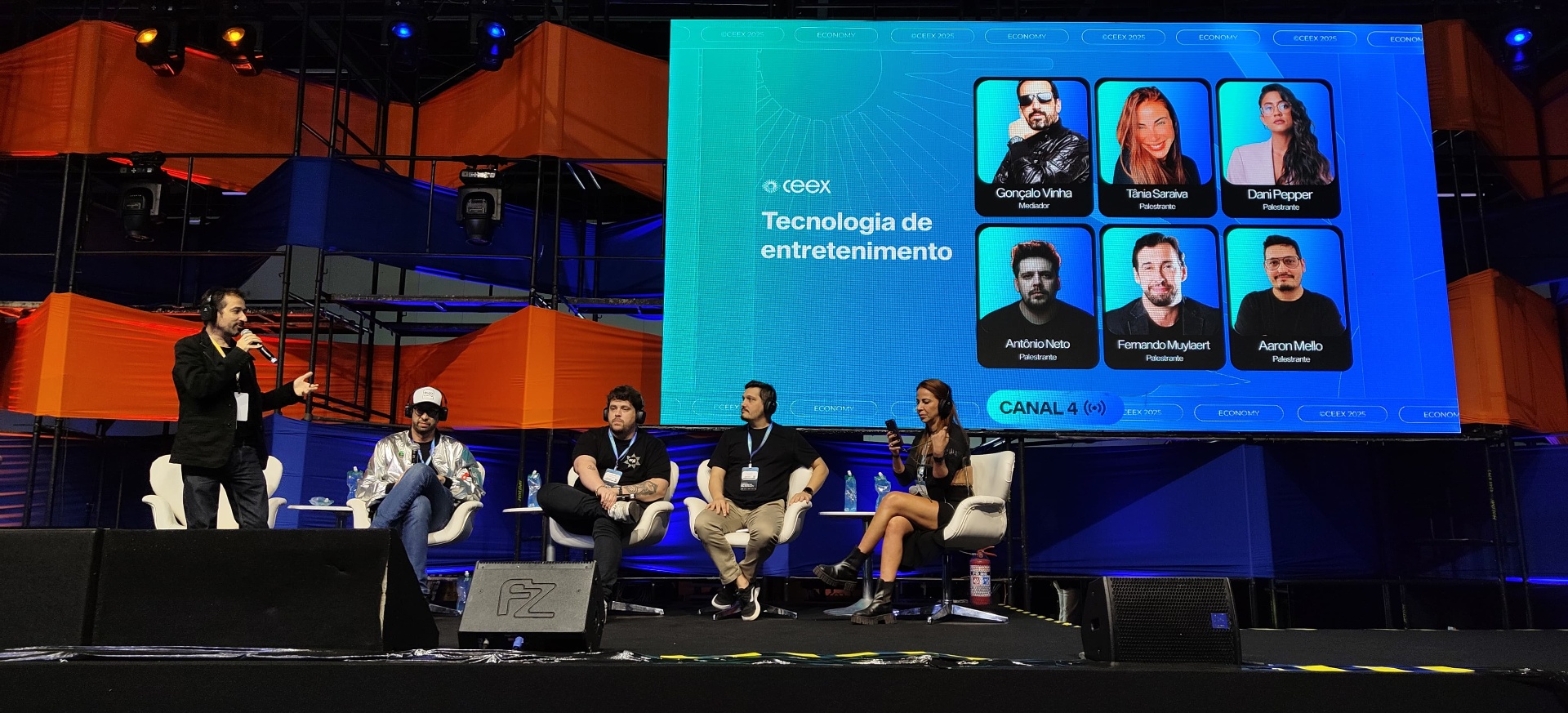 Event: Equipe DNBB Music Group no palco principal — CEEX 2025 · Backstage